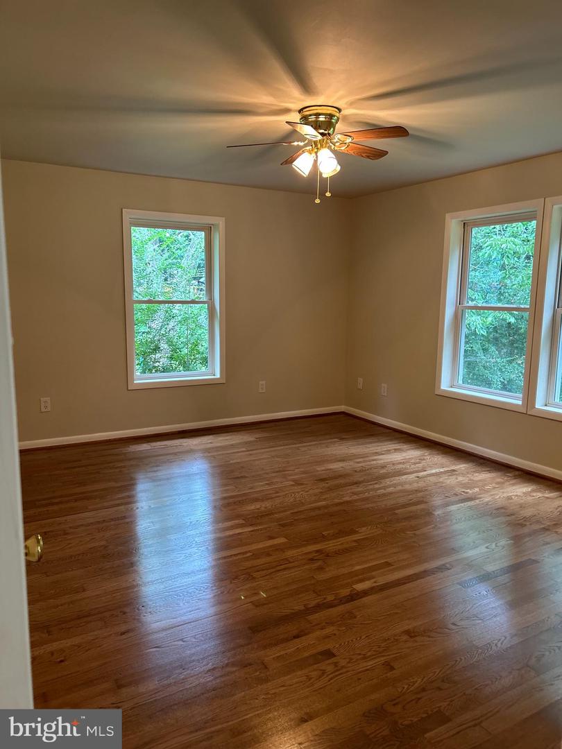 3938 FORESTDALE AVE, WOODBRIDGE, Virginia 22193, 3 Bedrooms Bedrooms, ,2 BathroomsBathrooms,Residential,For sale,3938 FORESTDALE AVE,VAPW2101146 MLS # VAPW2101146