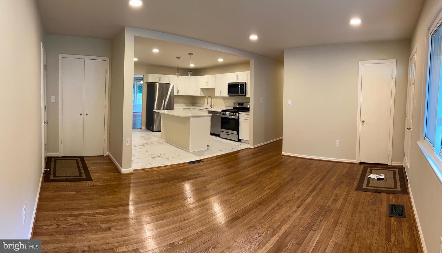 3938 FORESTDALE AVE, WOODBRIDGE, Virginia 22193, 3 Bedrooms Bedrooms, ,2 BathroomsBathrooms,Residential,For sale,3938 FORESTDALE AVE,VAPW2101146 MLS # VAPW2101146