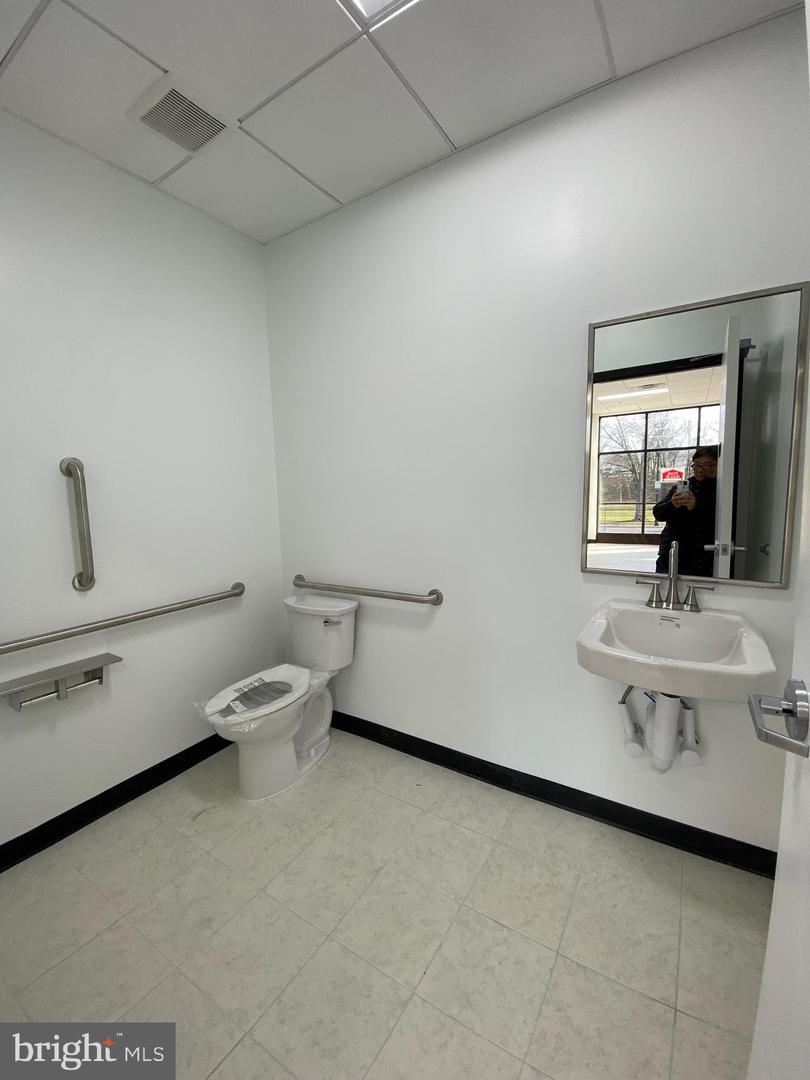 450 HARRISON ST SE, LEESBURG, Virginia 20175, ,Land,For sale,450 HARRISON ST SE,VALO2106016 MLS # VALO2106016