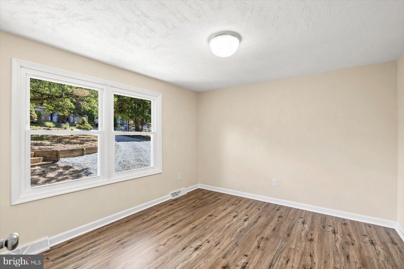 9 DOYLE PL, STAFFORD, Virginia 22554, 3 Bedrooms Bedrooms, ,2 BathroomsBathrooms,Residential,For sale,9 DOYLE PL,VAST2041800 MLS # VAST2041800