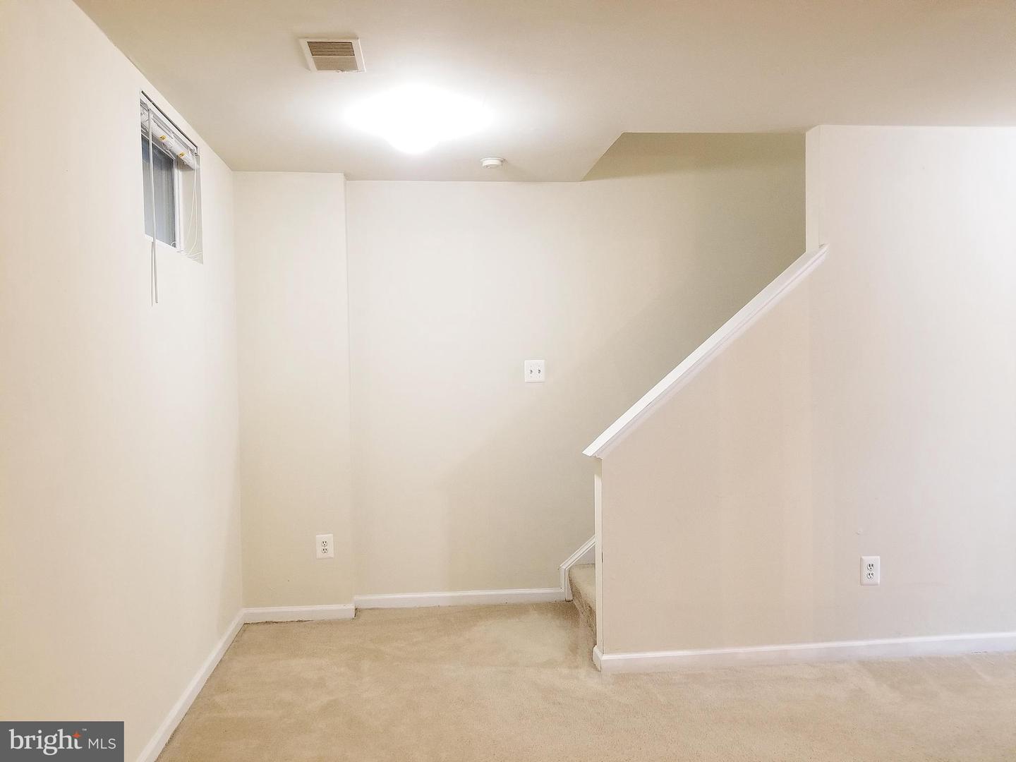 1960 WINSLOW CT, WOODBRIDGE, Virginia 22191, 3 Bedrooms Bedrooms, ,3 BathroomsBathrooms,Residential,For sale,1960 WINSLOW CT,VAPW2102380 MLS # VAPW2102380