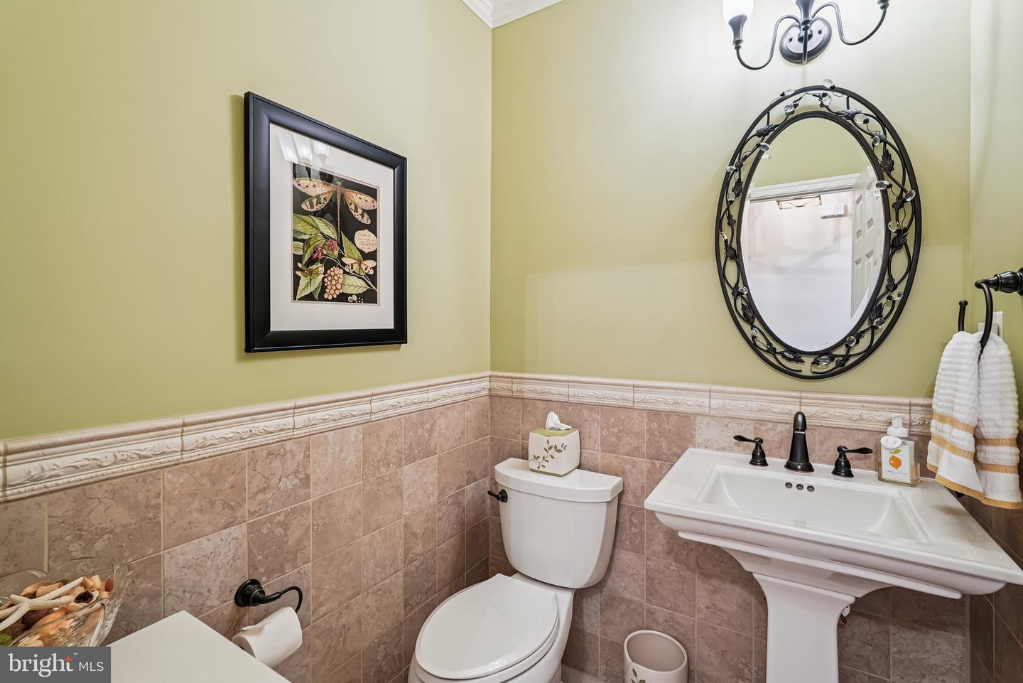 47199 BRASSWOOD PL, STERLING, Virginia 20165, 5 Bedrooms Bedrooms, ,3 BathroomsBathrooms,Residential,For sale,47199 BRASSWOOD PL,VALO2105352 MLS # VALO2105352