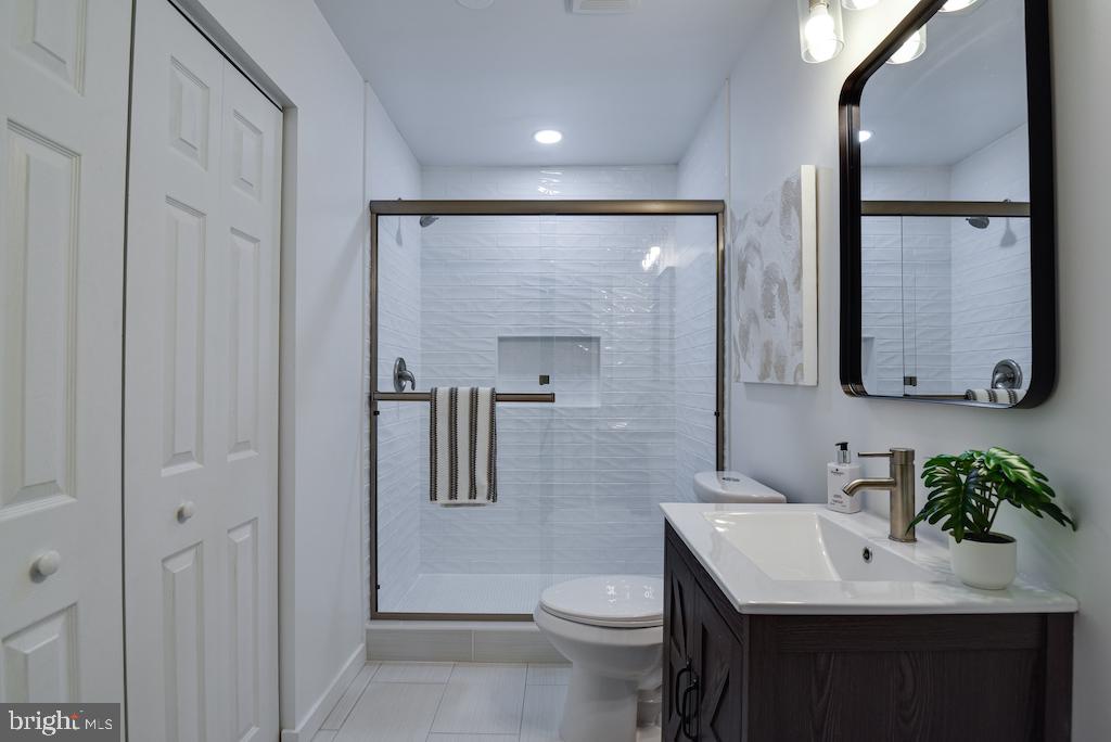 8426 WOODLAWN ST, ALEXANDRIA, Virginia 22309, 3 Bedrooms Bedrooms, ,2 BathroomsBathrooms,Residential,For sale,8426 WOODLAWN ST,VAFX2263662 MLS # VAFX2263662