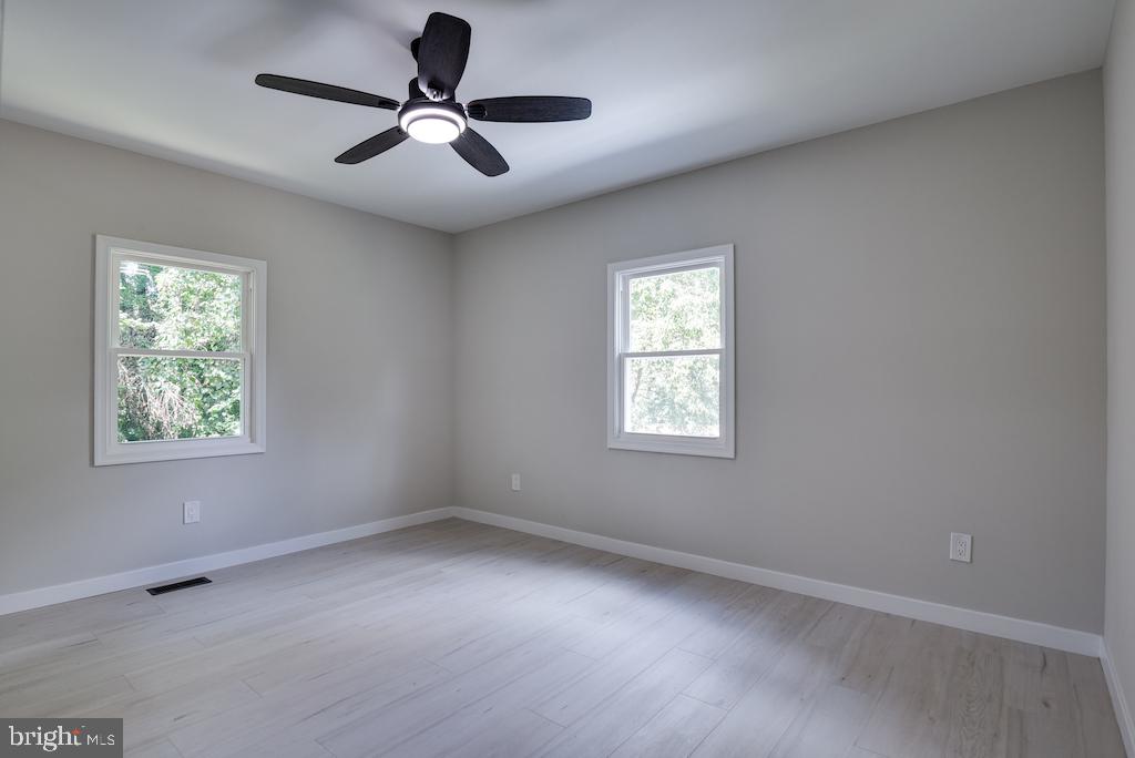8426 WOODLAWN ST, ALEXANDRIA, Virginia 22309, 3 Bedrooms Bedrooms, ,2 BathroomsBathrooms,Residential,For sale,8426 WOODLAWN ST,VAFX2263662 MLS # VAFX2263662