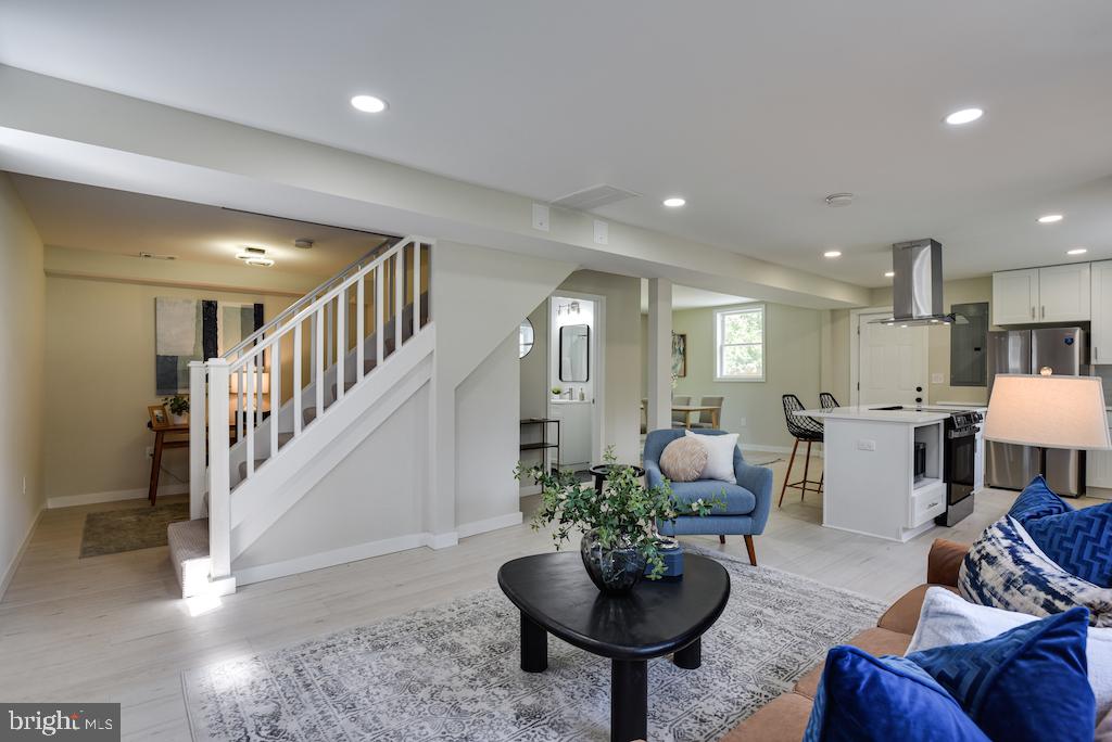 8426 WOODLAWN ST, ALEXANDRIA, Virginia 22309, 3 Bedrooms Bedrooms, ,2 BathroomsBathrooms,Residential,For sale,8426 WOODLAWN ST,VAFX2263662 MLS # VAFX2263662