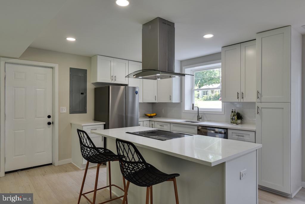8426 WOODLAWN ST, ALEXANDRIA, Virginia 22309, 3 Bedrooms Bedrooms, ,2 BathroomsBathrooms,Residential,For sale,8426 WOODLAWN ST,VAFX2263662 MLS # VAFX2263662