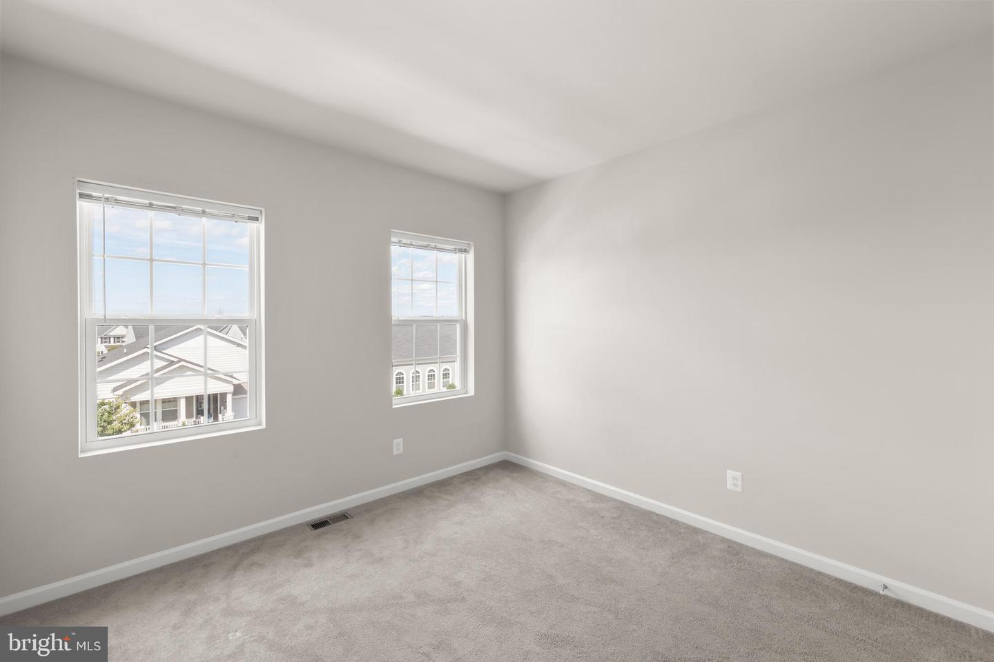 216 PARKLAND DR, STEPHENSON, Virginia 22656, 3 Bedrooms Bedrooms, ,2 BathroomsBathrooms,Residential,For sale,216 PARKLAND DR,VAFV2036548 MLS # VAFV2036548