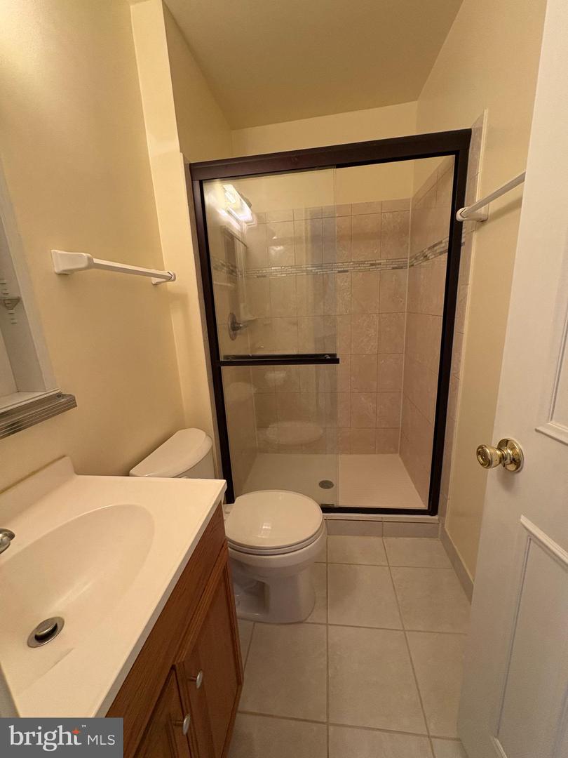 6260 RATHLIN DR, SPRINGFIELD, Virginia 22152, 3 Bedrooms Bedrooms, ,2 BathroomsBathrooms,Residential,For sale,6260 RATHLIN DR,VAFX2264562 MLS # VAFX2264562