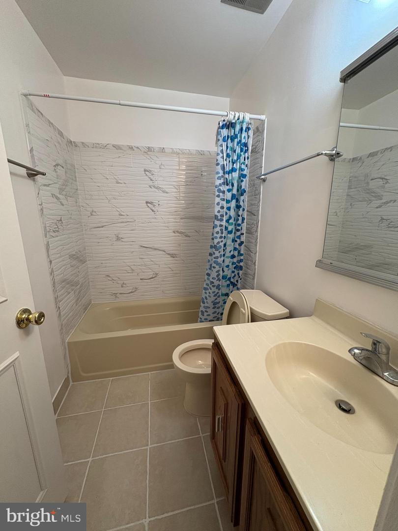 6260 RATHLIN DR, SPRINGFIELD, Virginia 22152, 3 Bedrooms Bedrooms, ,2 BathroomsBathrooms,Residential,For sale,6260 RATHLIN DR,VAFX2264562 MLS # VAFX2264562