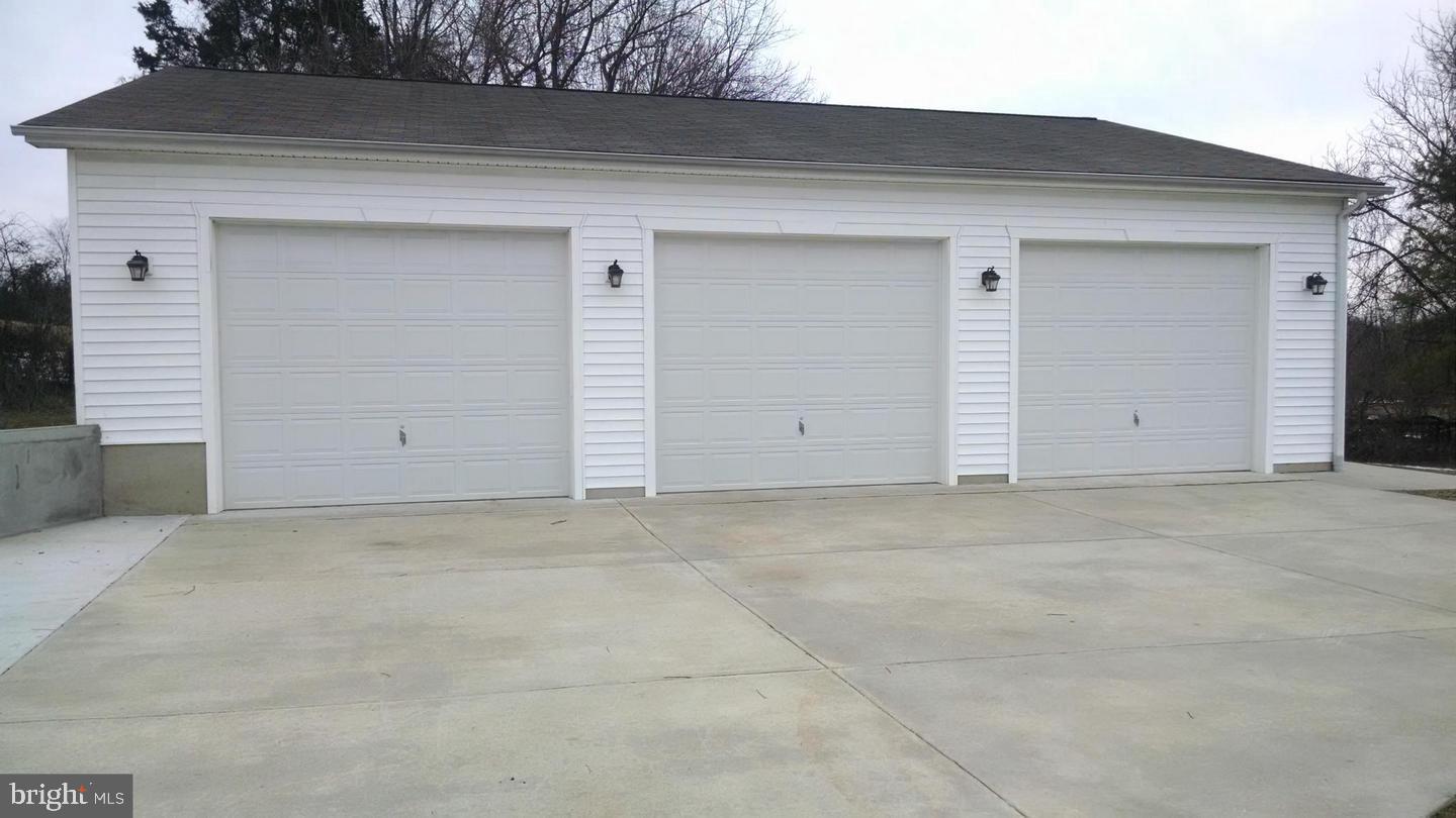 8210 LEE HWY, WARRENTON, Virginia 20186, 3 Bedrooms Bedrooms, ,2 BathroomsBathrooms,Residential,For sale,8210 LEE HWY,VAFQ2018140 MLS # VAFQ2018140