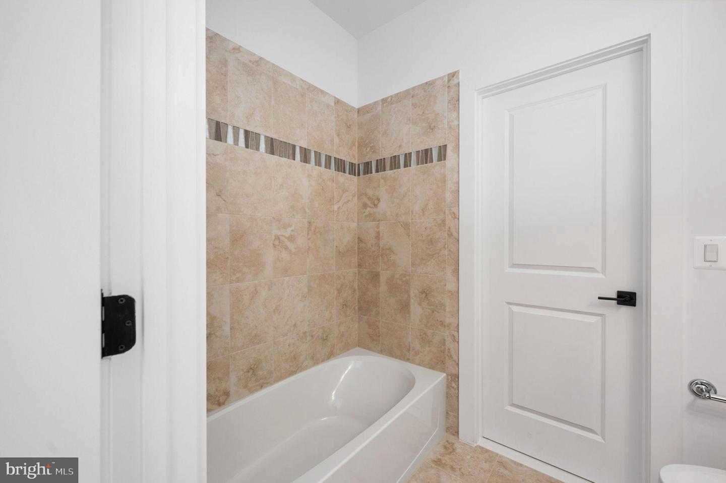 9435 SIGNATURE WAY, FREDERICKSBURG, Virginia 22407, ,Residential,For sale,9435 SIGNATURE WAY,VASP2035972 MLS # VASP2035972