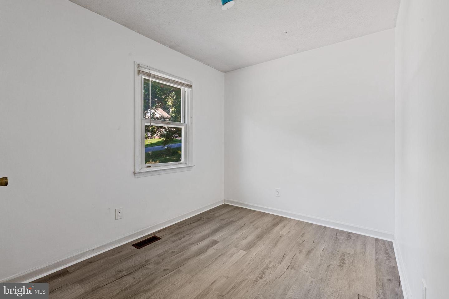 11827 RUTHERFORD DR, FREDERICKSBURG, Virginia 22407, 4 Bedrooms Bedrooms, 7 Rooms Rooms,2 BathroomsBathrooms,Residential,For sale,11827 RUTHERFORD DR,VASP2035974 MLS # VASP2035974