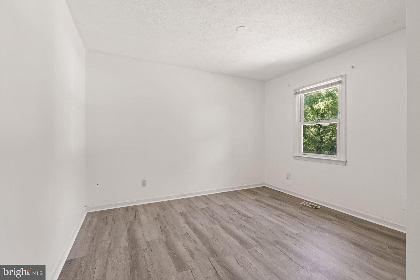 11827 RUTHERFORD DR, FREDERICKSBURG, Virginia 22407, 4 Bedrooms Bedrooms, 7 Rooms Rooms,2 BathroomsBathrooms,Residential,For sale,11827 RUTHERFORD DR,VASP2035974 MLS # VASP2035974