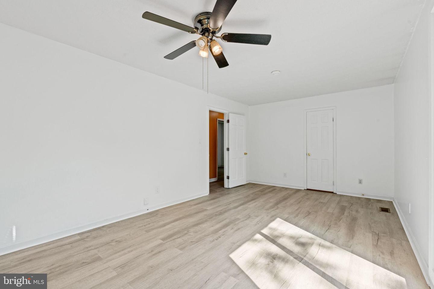 11827 RUTHERFORD DR, FREDERICKSBURG, Virginia 22407, 4 Bedrooms Bedrooms, 7 Rooms Rooms,2 BathroomsBathrooms,Residential,For sale,11827 RUTHERFORD DR,VASP2035974 MLS # VASP2035974