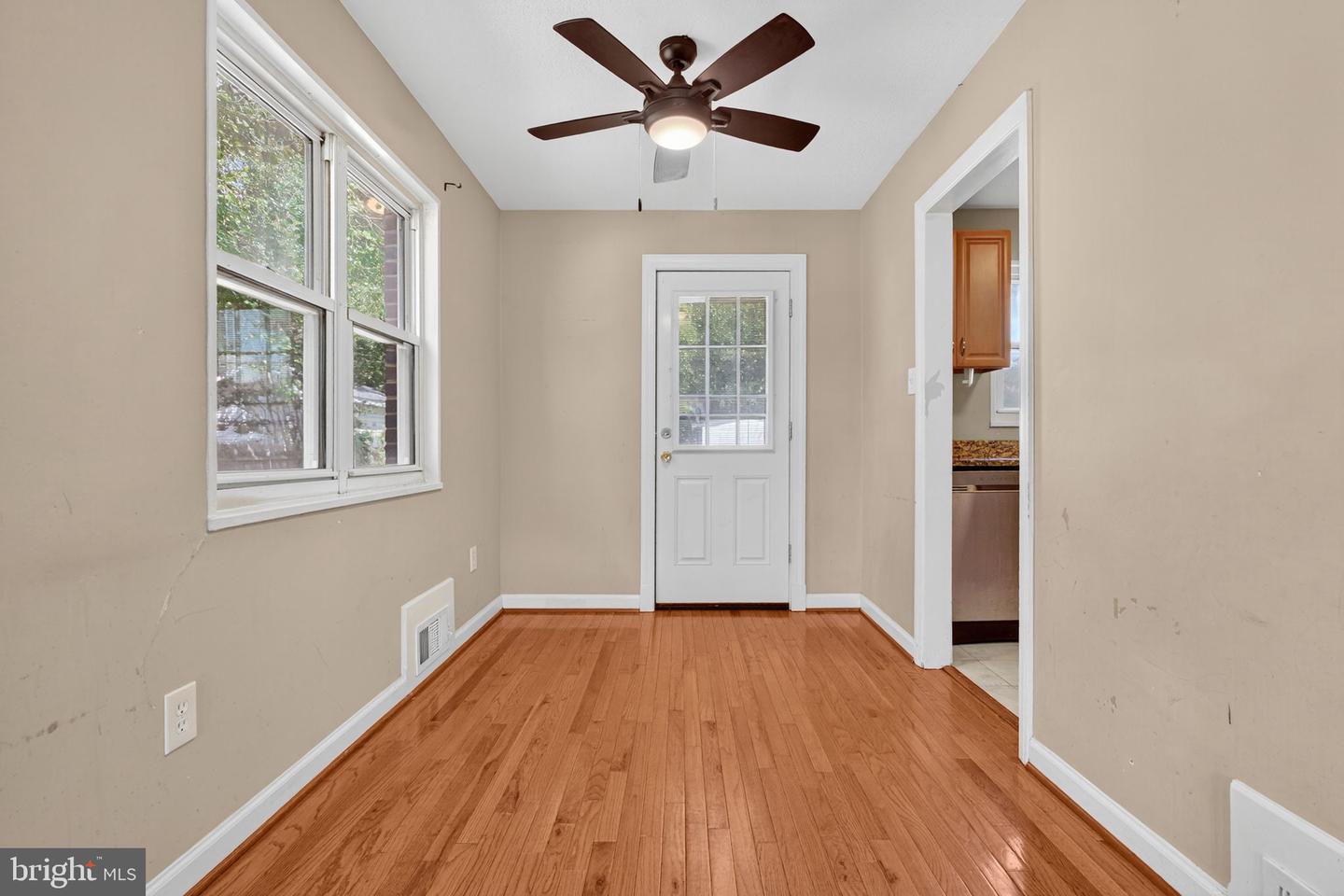 6729 RADCLIFFE DR, ALEXANDRIA, Virginia 22307, 2 Bedrooms Bedrooms, ,1 BathroomBathrooms,Residential,For sale,6729 RADCLIFFE DR,VAFX2264656 MLS # VAFX2264656