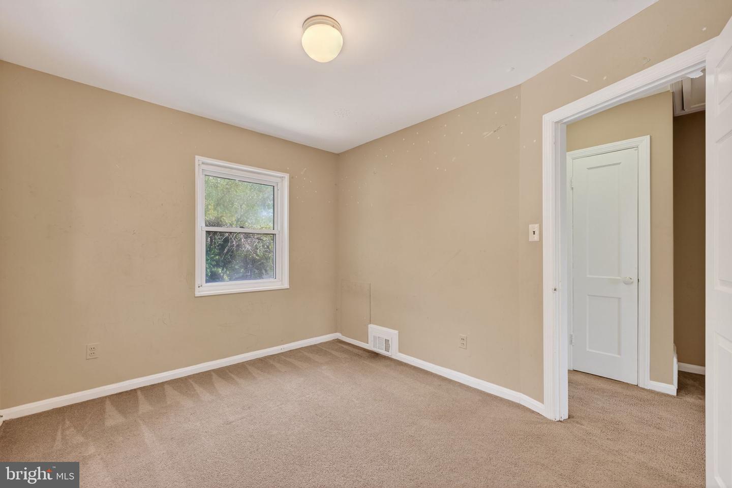 6729 RADCLIFFE DR, ALEXANDRIA, Virginia 22307, 2 Bedrooms Bedrooms, ,1 BathroomBathrooms,Residential,For sale,6729 RADCLIFFE DR,VAFX2264656 MLS # VAFX2264656