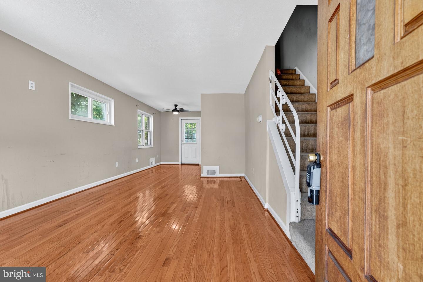 6729 RADCLIFFE DR, ALEXANDRIA, Virginia 22307, 2 Bedrooms Bedrooms, ,1 BathroomBathrooms,Residential,For sale,6729 RADCLIFFE DR,VAFX2264656 MLS # VAFX2264656