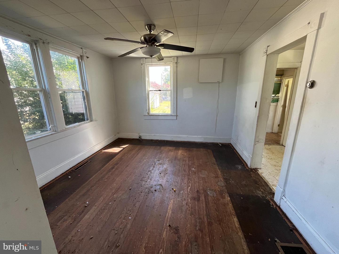 406 SUMMIT ST, FREDERICKSBURG, Virginia 22401, 3 Bedrooms Bedrooms, ,1 BathroomBathrooms,Residential,For sale,406 SUMMIT ST,VAFB2008886 MLS # VAFB2008886