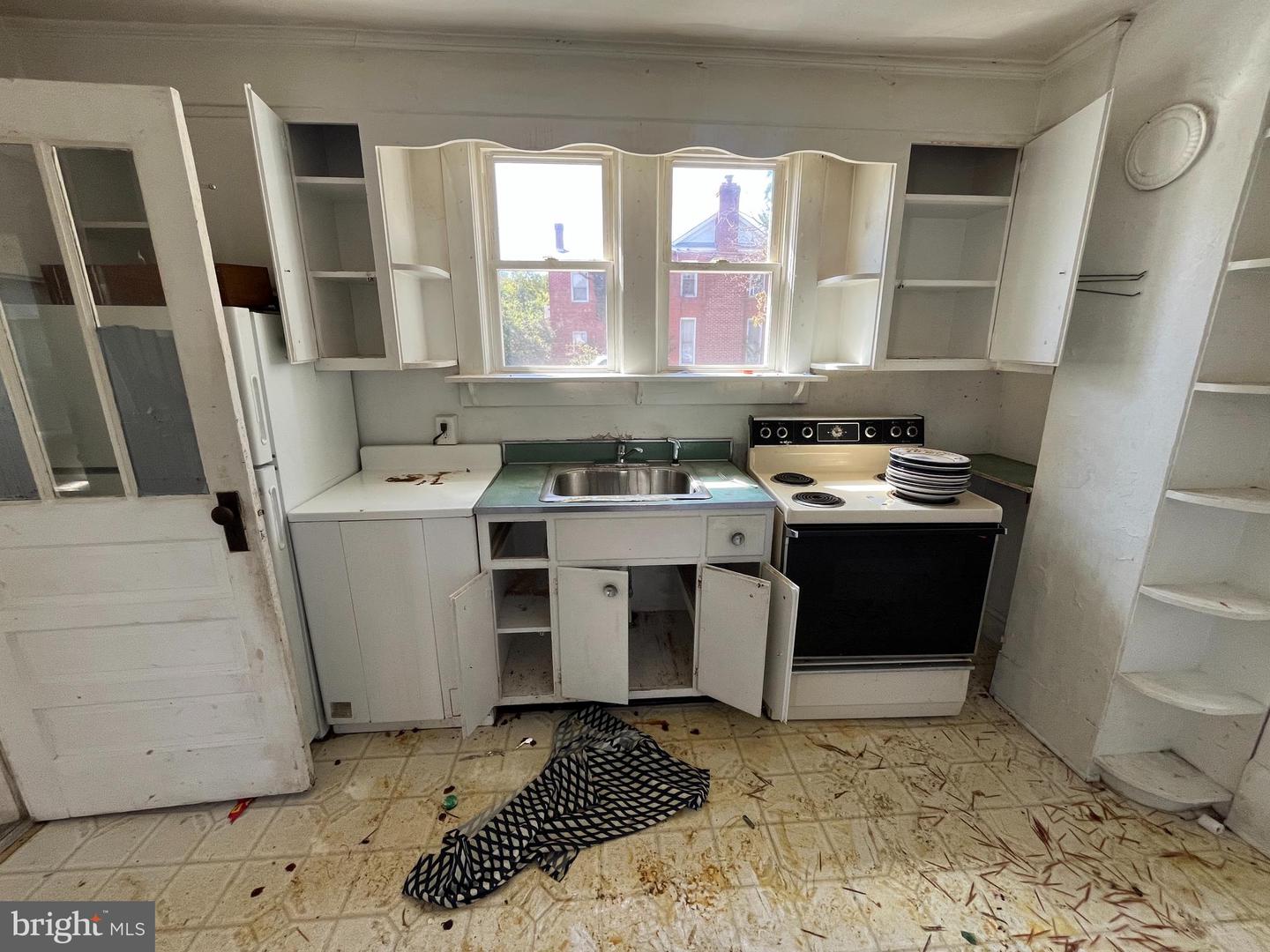 406 SUMMIT ST, FREDERICKSBURG, Virginia 22401, 3 Bedrooms Bedrooms, ,1 BathroomBathrooms,Residential,For sale,406 SUMMIT ST,VAFB2008886 MLS # VAFB2008886