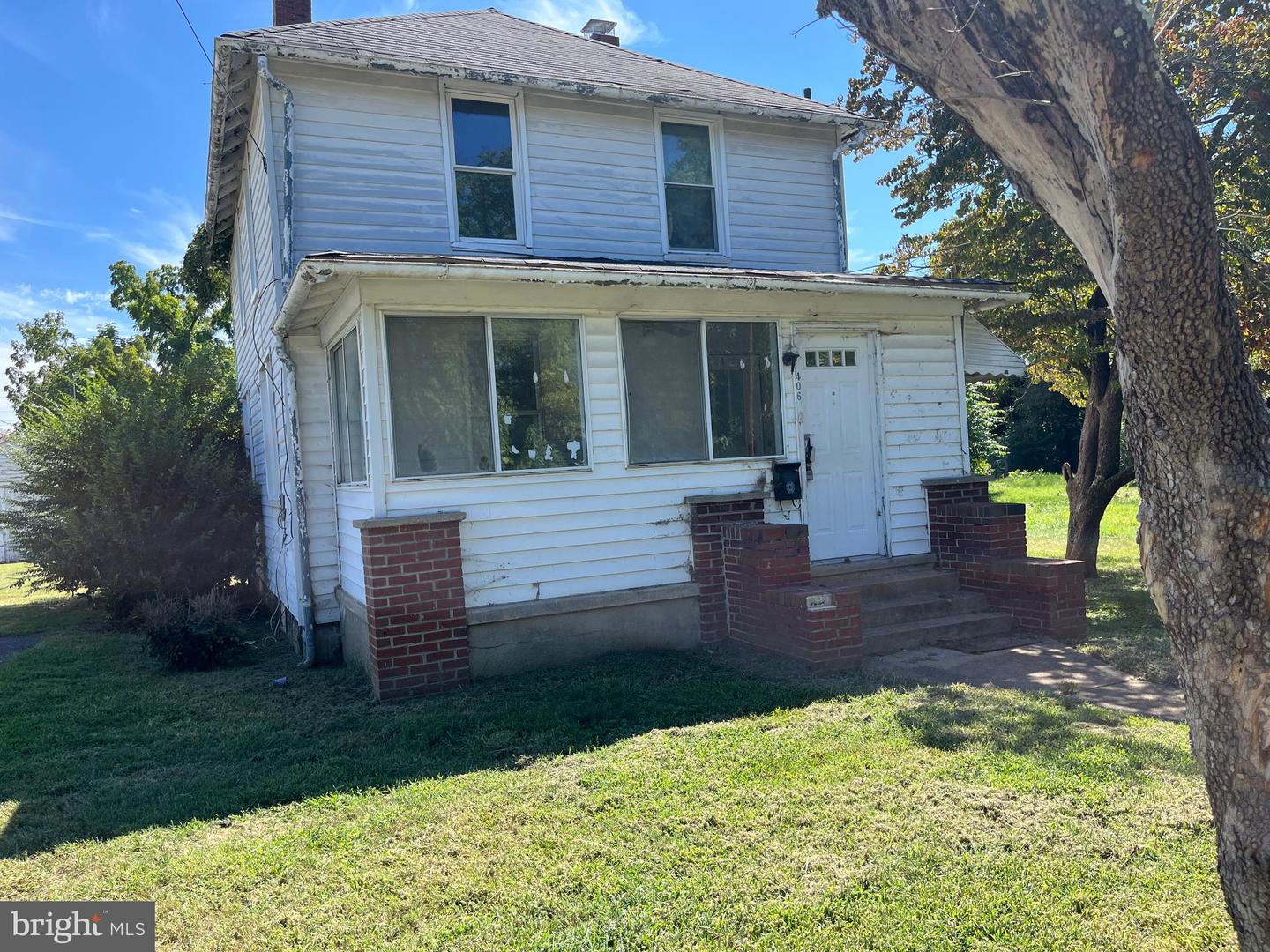 406 SUMMIT ST, FREDERICKSBURG, Virginia 22401, 3 Bedrooms Bedrooms, ,1 BathroomBathrooms,Residential,For sale,406 SUMMIT ST,VAFB2008886 MLS # VAFB2008886
