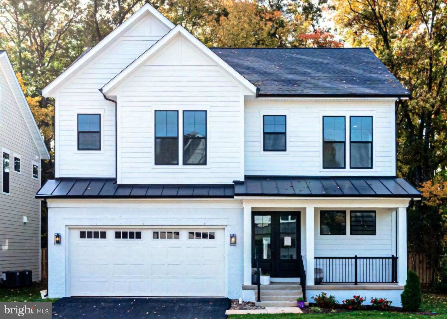 4003 ANNANDALE RD, ANNANDALE, Virginia 22003, 4 Bedrooms Bedrooms, ,3 BathroomsBathrooms,Residential,For sale,4003 ANNANDALE RD,VAFX2223824 MLS # VAFX2223824