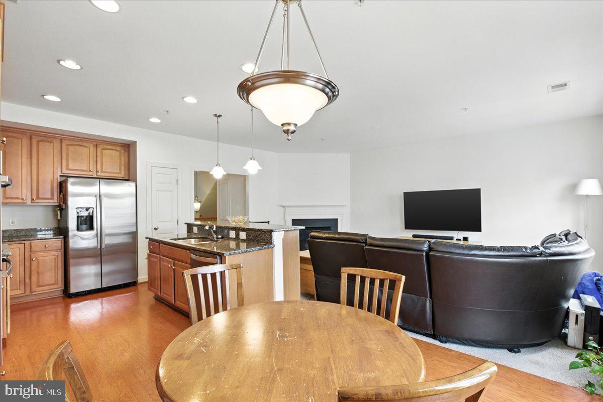 5707 CALLCOTT WAY #H, ALEXANDRIA, Virginia 22312, 3 Bedrooms Bedrooms, ,2 BathroomsBathrooms,Residential,For sale,5707 CALLCOTT WAY #H,VAFX2261952 MLS # VAFX2261952