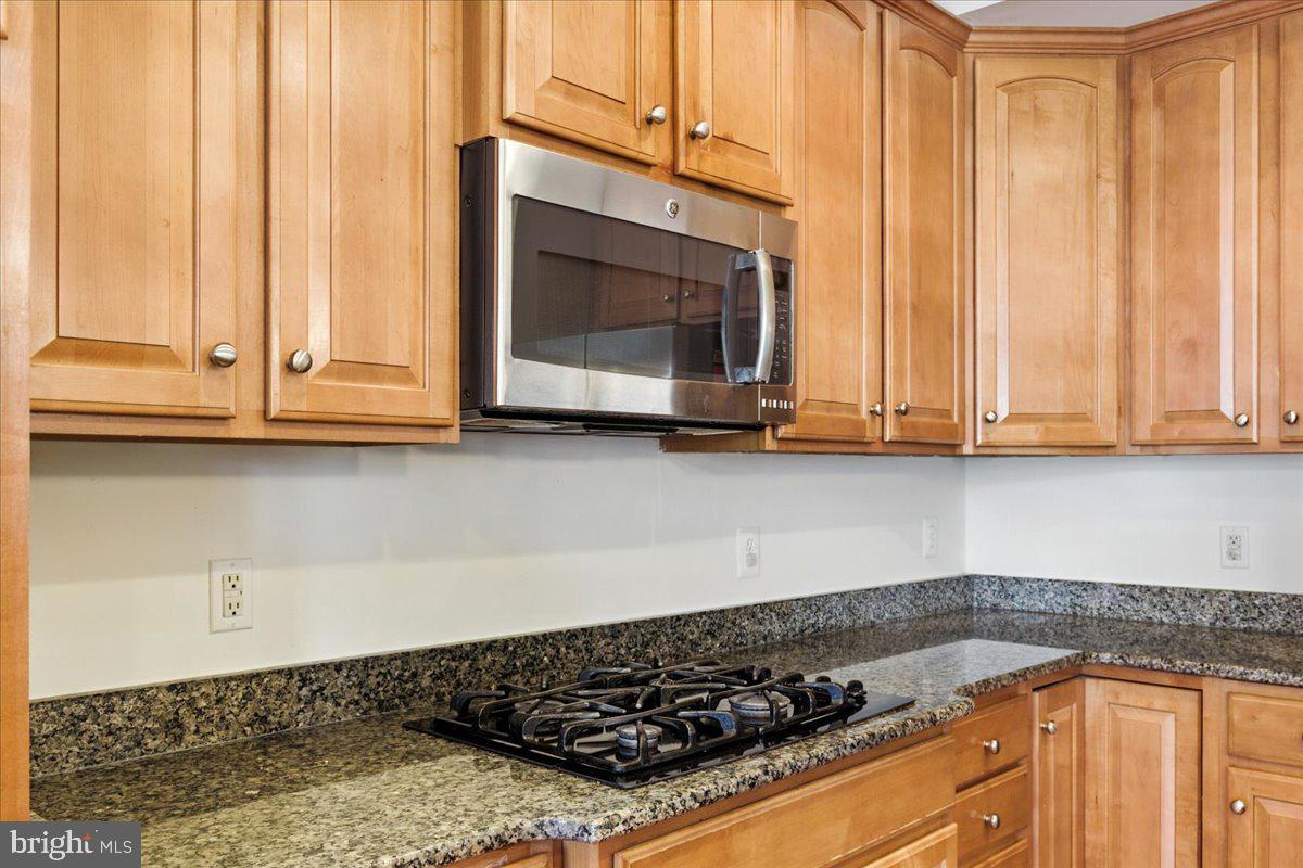 5707 CALLCOTT WAY #H, ALEXANDRIA, Virginia 22312, 3 Bedrooms Bedrooms, ,2 BathroomsBathrooms,Residential,For sale,5707 CALLCOTT WAY #H,VAFX2261952 MLS # VAFX2261952