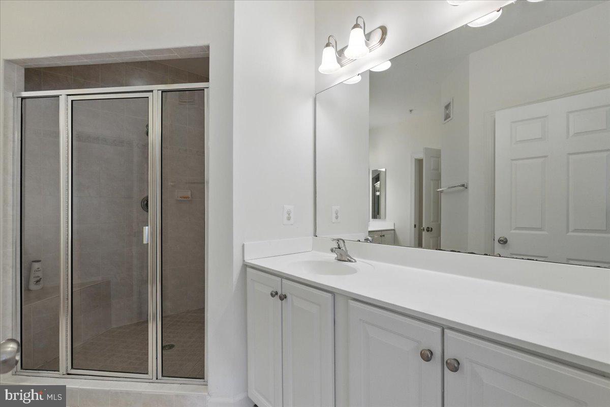 5707 CALLCOTT WAY #H, ALEXANDRIA, Virginia 22312, 3 Bedrooms Bedrooms, ,2 BathroomsBathrooms,Residential,For sale,5707 CALLCOTT WAY #H,VAFX2261952 MLS # VAFX2261952