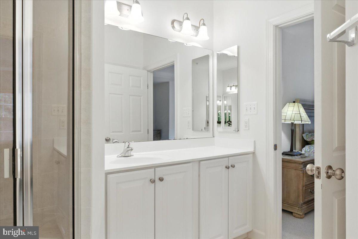 5707 CALLCOTT WAY #H, ALEXANDRIA, Virginia 22312, 3 Bedrooms Bedrooms, ,2 BathroomsBathrooms,Residential,For sale,5707 CALLCOTT WAY #H,VAFX2261952 MLS # VAFX2261952