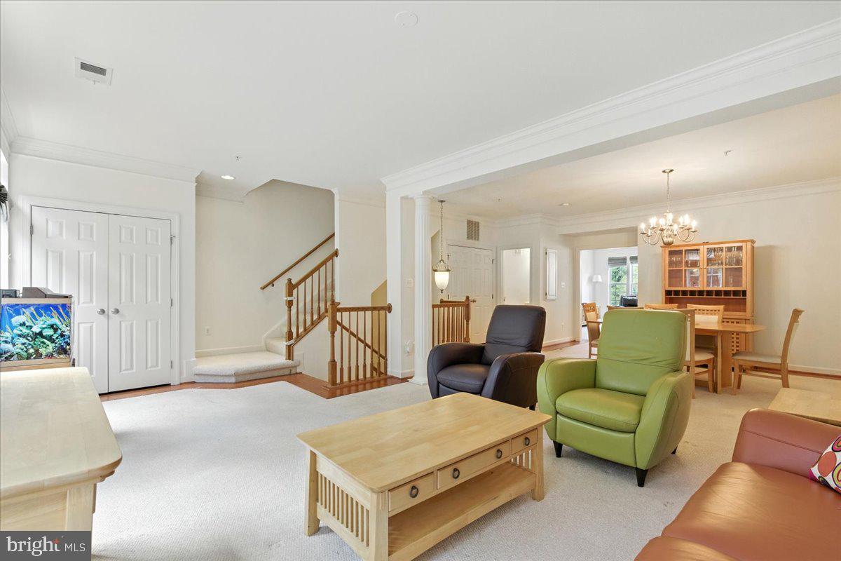 5707 CALLCOTT WAY #H, ALEXANDRIA, Virginia 22312, 3 Bedrooms Bedrooms, ,2 BathroomsBathrooms,Residential,For sale,5707 CALLCOTT WAY #H,VAFX2261952 MLS # VAFX2261952