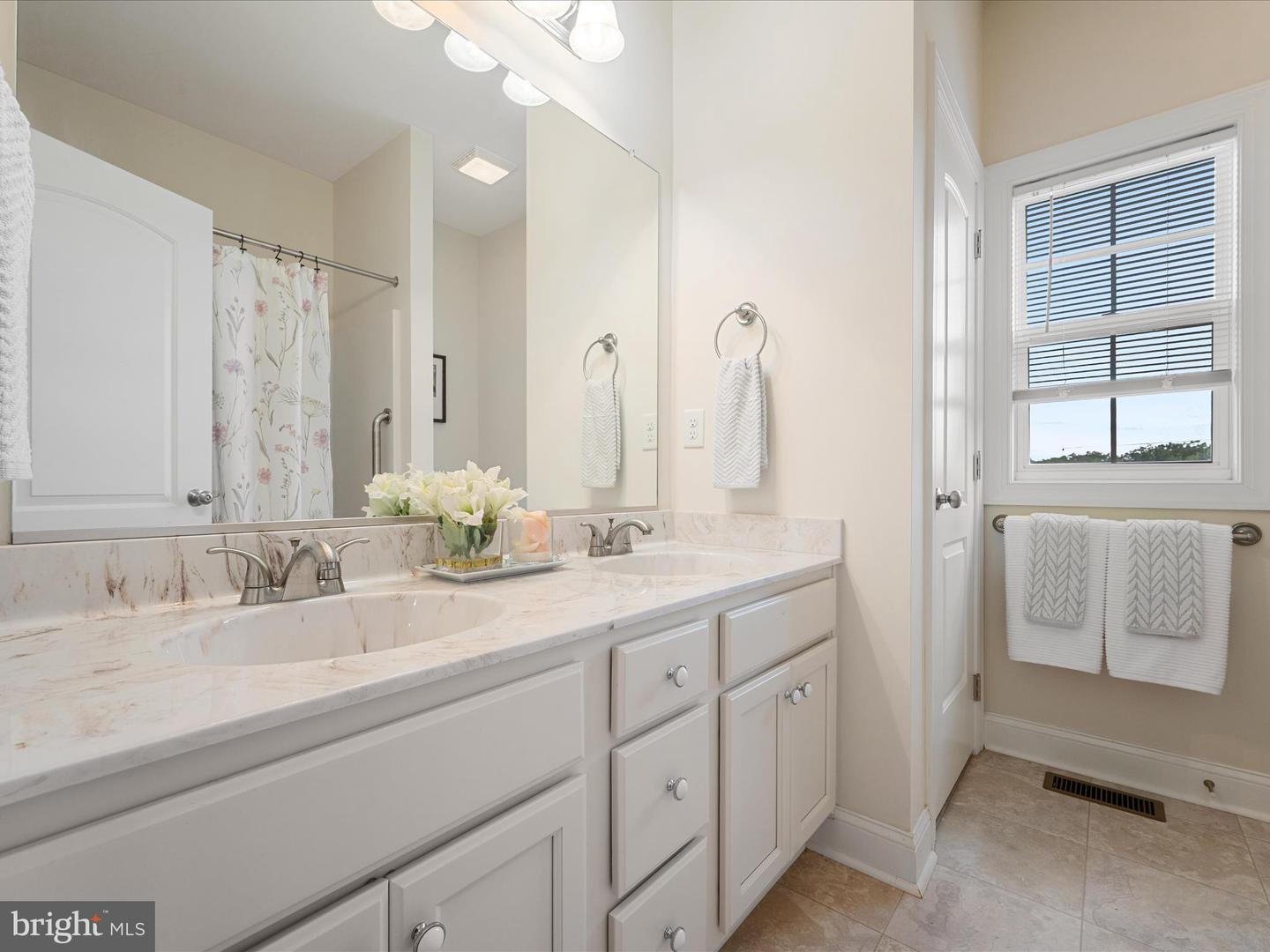 280 PLOW RUN LN, WINCHESTER, Virginia 22602, 3 Bedrooms Bedrooms, ,2 BathroomsBathrooms,Residential,For sale,280 PLOW RUN LN,VAFV2036298 MLS # VAFV2036298