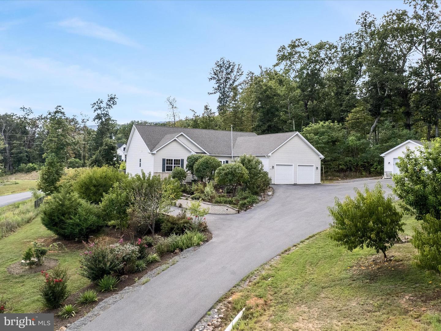 280 PLOW RUN LN, WINCHESTER, Virginia 22602, 3 Bedrooms Bedrooms, ,2 BathroomsBathrooms,Residential,For sale,280 PLOW RUN LN,VAFV2036298 MLS # VAFV2036298