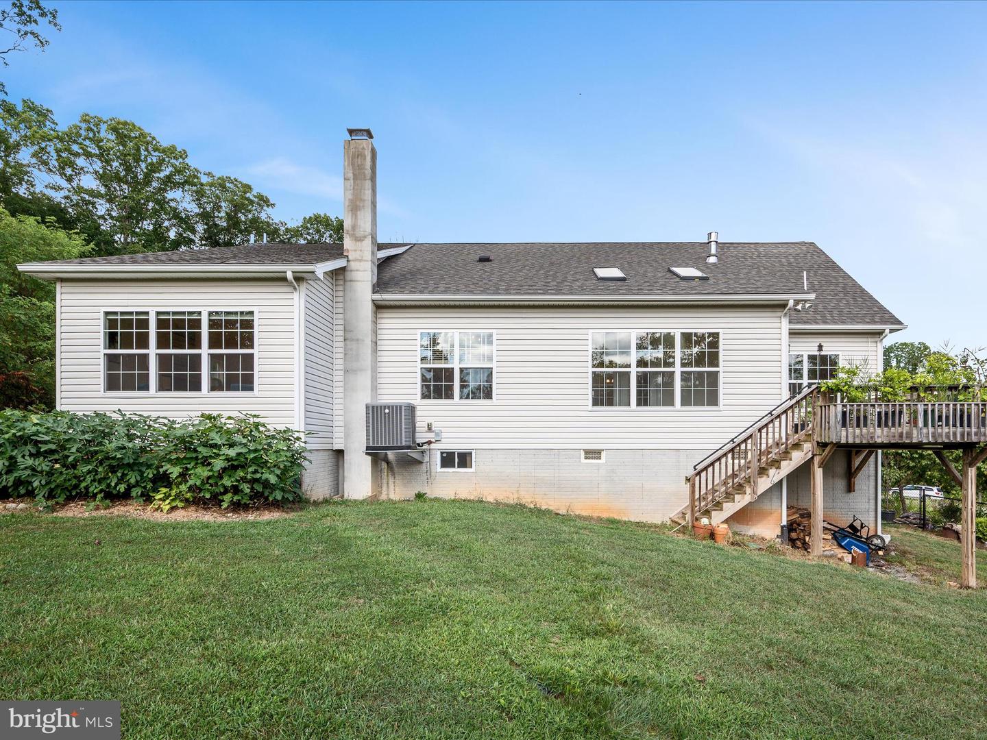 280 PLOW RUN LN, WINCHESTER, Virginia 22602, 3 Bedrooms Bedrooms, ,2 BathroomsBathrooms,Residential,For sale,280 PLOW RUN LN,VAFV2036298 MLS # VAFV2036298