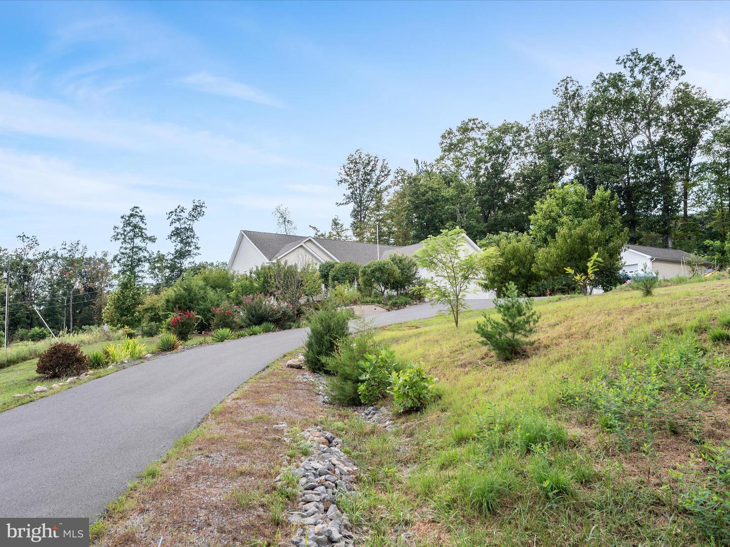 280 PLOW RUN LN, WINCHESTER, Virginia 22602, 3 Bedrooms Bedrooms, ,2 BathroomsBathrooms,Residential,For sale,280 PLOW RUN LN,VAFV2036298 MLS # VAFV2036298