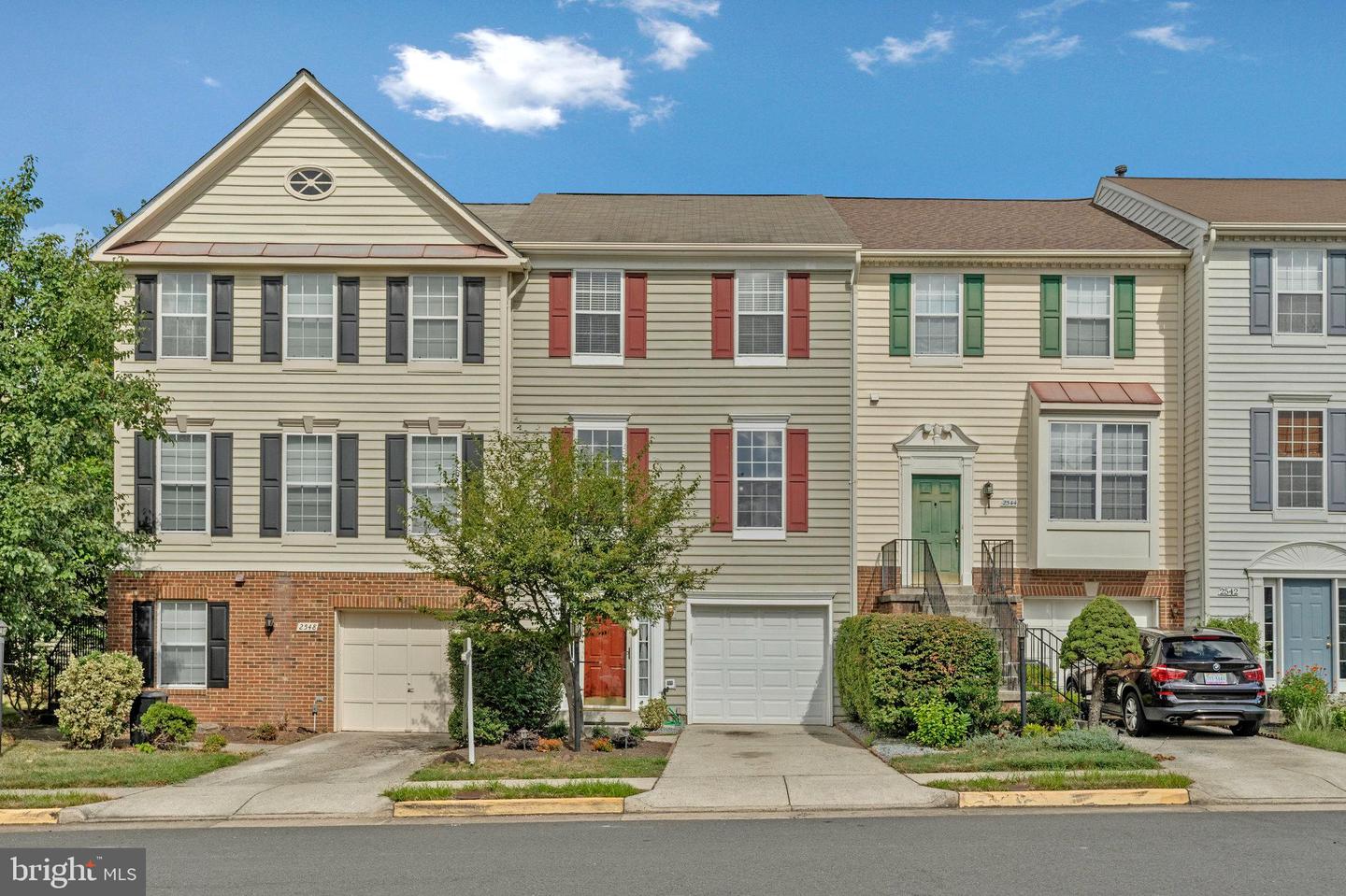 2546 JAMES MAURY DR, HERNDON, Virginia 20171, 3 Bedrooms Bedrooms, ,3 BathroomsBathrooms,Residential,For sale,2546 JAMES MAURY DR,VAFX2263306 MLS # VAFX2263306