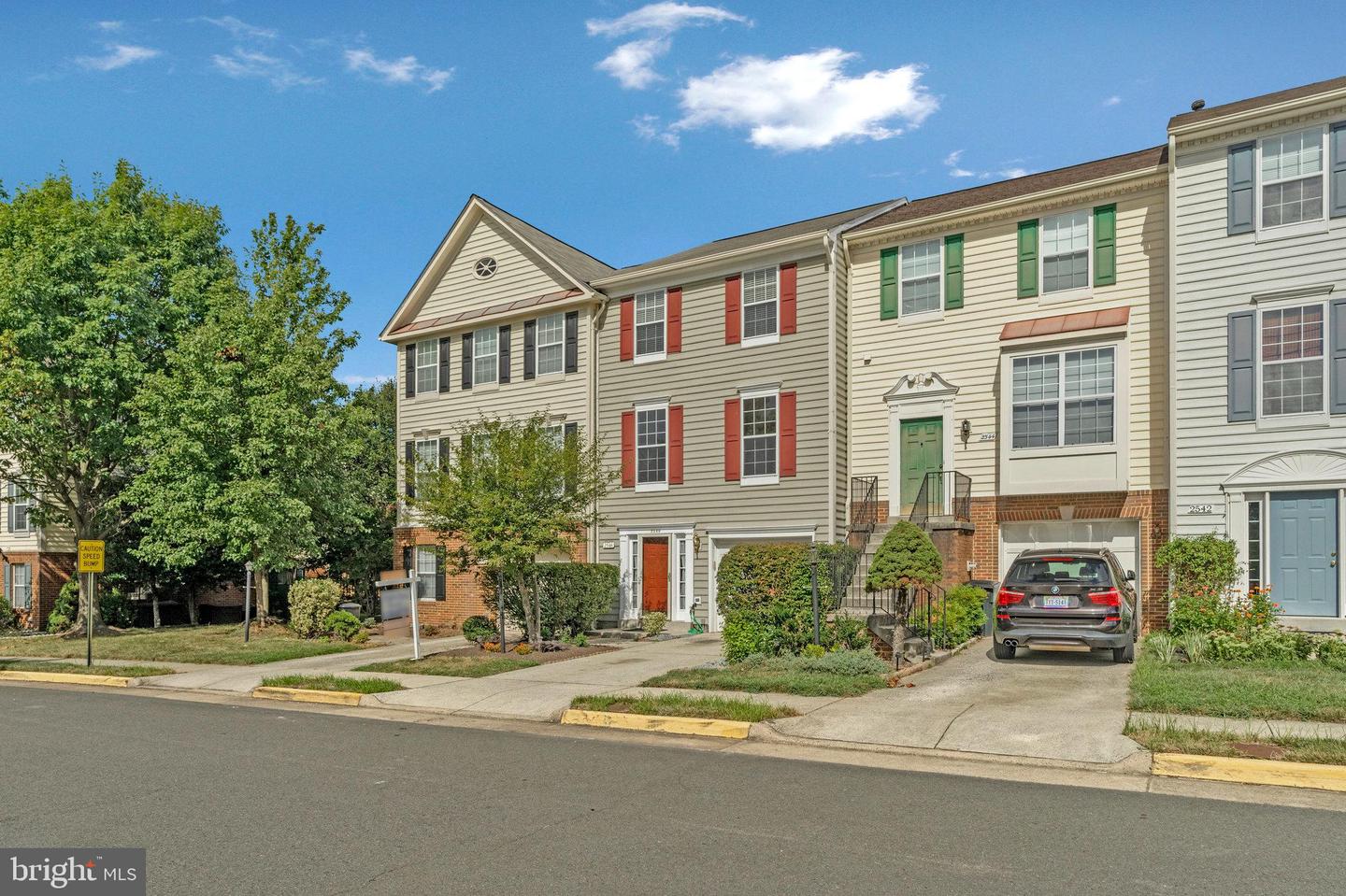 2546 JAMES MAURY DR, HERNDON, Virginia 20171, 3 Bedrooms Bedrooms, ,3 BathroomsBathrooms,Residential,For sale,2546 JAMES MAURY DR,VAFX2263306 MLS # VAFX2263306