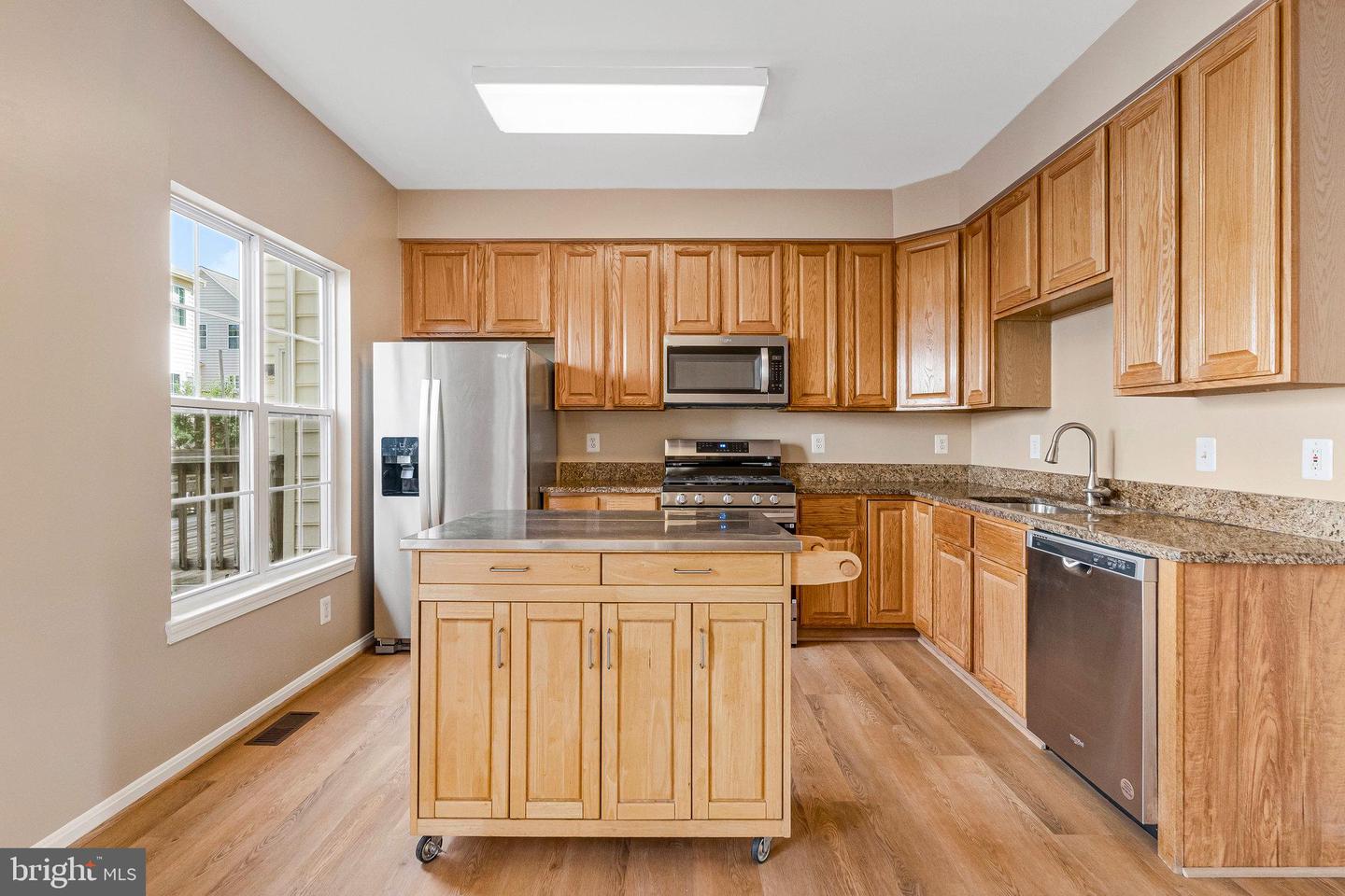 2546 JAMES MAURY DR, HERNDON, Virginia 20171, 3 Bedrooms Bedrooms, ,3 BathroomsBathrooms,Residential,For sale,2546 JAMES MAURY DR,VAFX2263306 MLS # VAFX2263306
