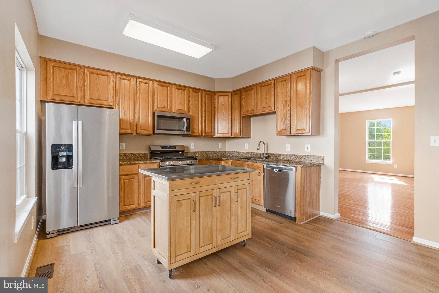 2546 JAMES MAURY DR, HERNDON, Virginia 20171, 3 Bedrooms Bedrooms, ,3 BathroomsBathrooms,Residential,For sale,2546 JAMES MAURY DR,VAFX2263306 MLS # VAFX2263306
