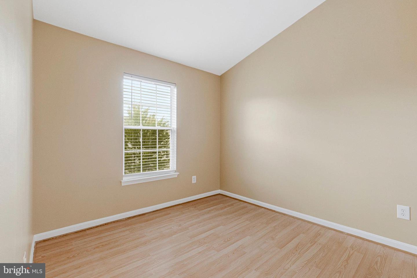 2546 JAMES MAURY DR, HERNDON, Virginia 20171, 3 Bedrooms Bedrooms, ,3 BathroomsBathrooms,Residential,For sale,2546 JAMES MAURY DR,VAFX2263306 MLS # VAFX2263306