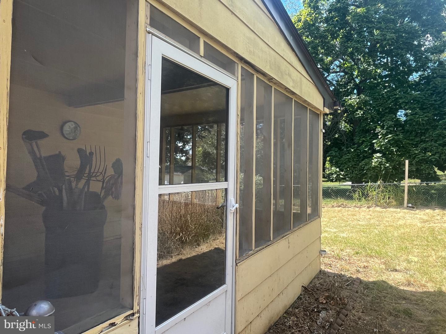 373 WALTON ST, STRASBURG, Virginia 22657, 3 Bedrooms Bedrooms, ,1 BathroomBathrooms,Residential,For sale,373 WALTON ST,VASH2012346 MLS # VASH2012346