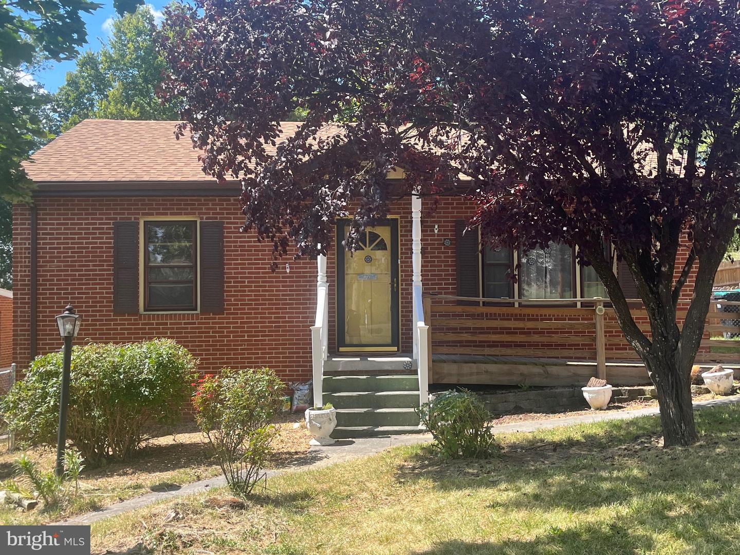 373 WALTON ST, STRASBURG, Virginia 22657, 3 Bedrooms Bedrooms, ,1 BathroomBathrooms,Residential,For sale,373 WALTON ST,VASH2012346 MLS # VASH2012346