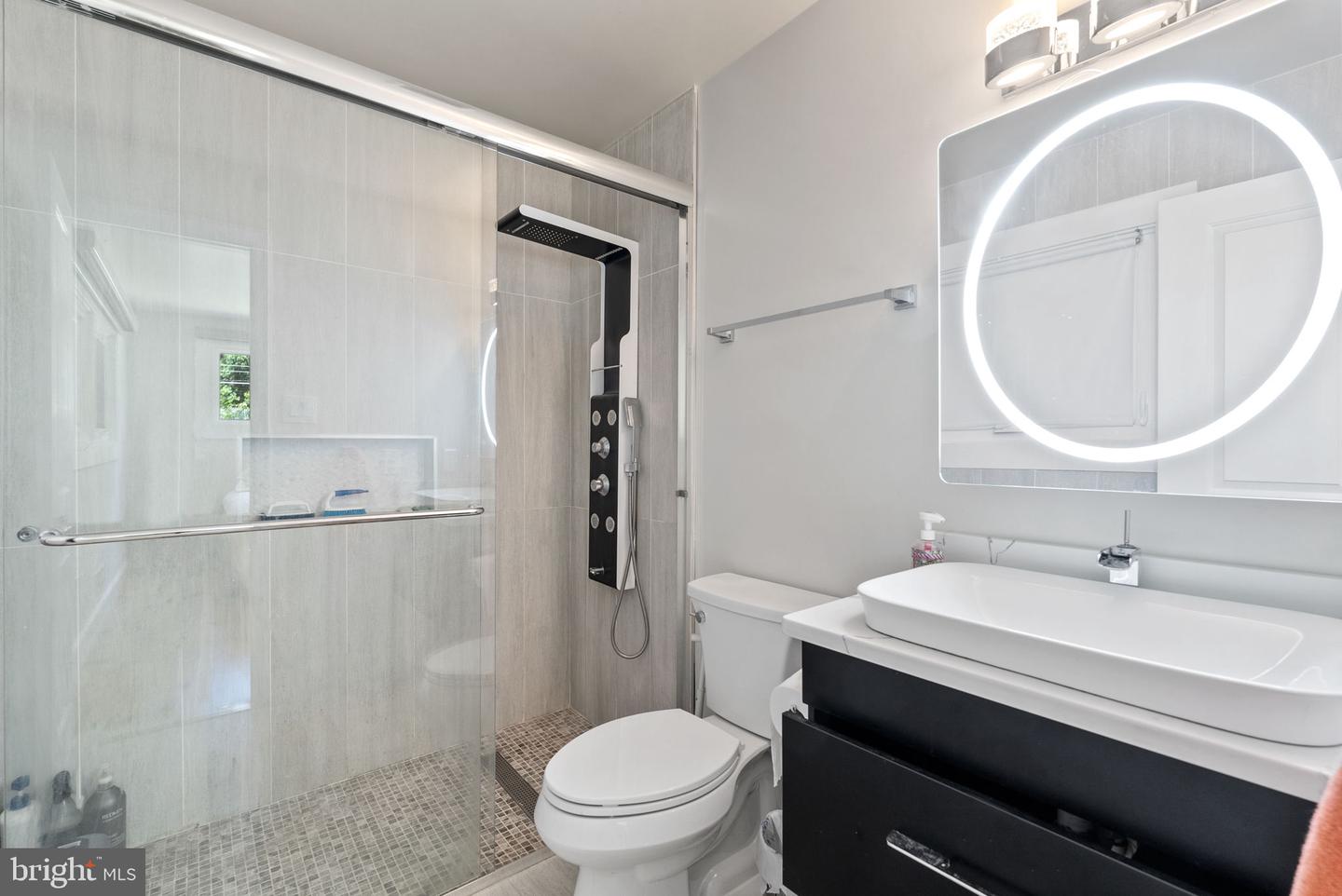 9005 SOUTHWICK ST, FAIRFAX, Virginia 22031, 4 Bedrooms Bedrooms, ,4 BathroomsBathrooms,Residential,For sale,9005 SOUTHWICK ST,VAFX2263744 MLS # VAFX2263744
