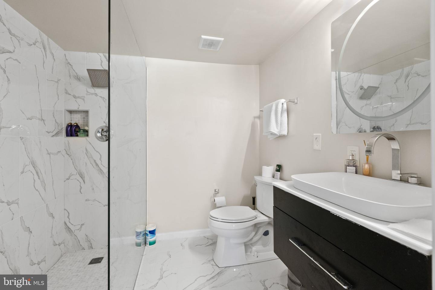 9005 SOUTHWICK ST, FAIRFAX, Virginia 22031, 4 Bedrooms Bedrooms, ,4 BathroomsBathrooms,Residential,For sale,9005 SOUTHWICK ST,VAFX2263744 MLS # VAFX2263744