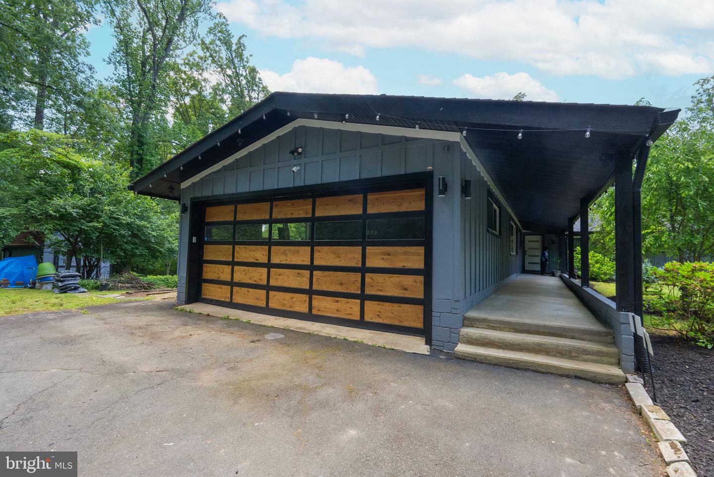 9005 SOUTHWICK ST, FAIRFAX, Virginia 22031, 4 Bedrooms Bedrooms, ,4 BathroomsBathrooms,Residential,For sale,9005 SOUTHWICK ST,VAFX2263744 MLS # VAFX2263744