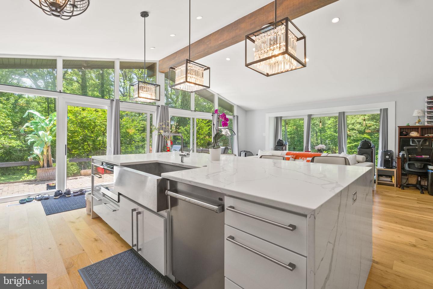 9005 SOUTHWICK ST, FAIRFAX, Virginia 22031, 4 Bedrooms Bedrooms, ,4 BathroomsBathrooms,Residential,For sale,9005 SOUTHWICK ST,VAFX2263744 MLS # VAFX2263744