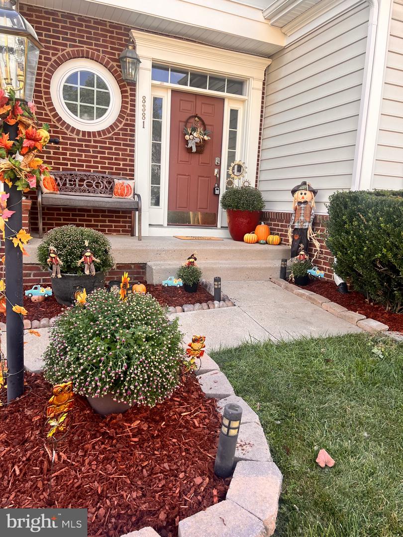 8381 MINERAL SPRINGS DR, MANASSAS, Virginia 20112, 5 Bedrooms Bedrooms, ,3 BathroomsBathrooms,Residential,For sale,8381 MINERAL SPRINGS DR,VAPW2102996 MLS # VAPW2102996