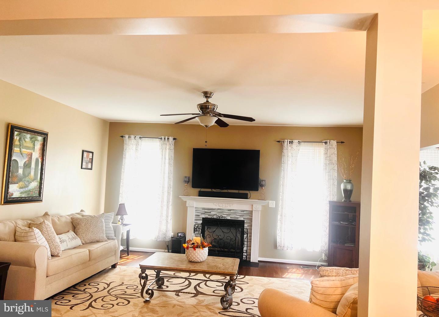 8381 MINERAL SPRINGS DR, MANASSAS, Virginia 20112, 5 Bedrooms Bedrooms, ,3 BathroomsBathrooms,Residential,For sale,8381 MINERAL SPRINGS DR,VAPW2102996 MLS # VAPW2102996