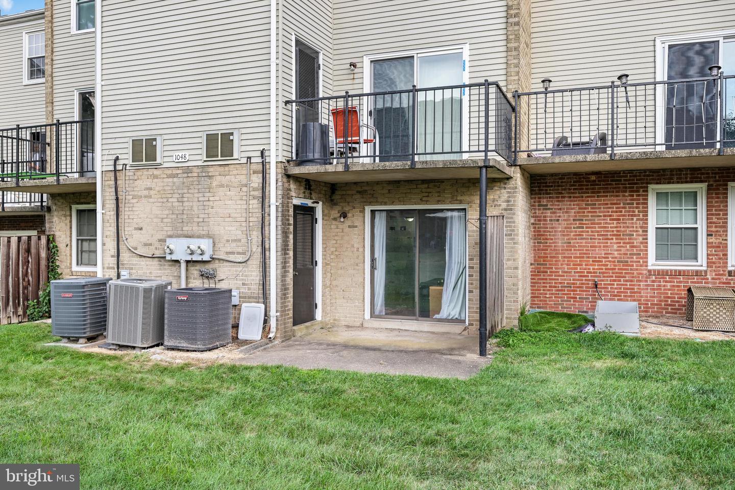 1048-A MARGATE CT, STERLING, Virginia 20164, 2 Bedrooms Bedrooms, ,1 BathroomBathrooms,Residential,For sale,1048-A MARGATE CT,VALO2105908 MLS # VALO2105908
