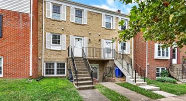 1048-A MARGATE CT, STERLING, Virginia 20164, 2 Bedrooms Bedrooms, ,1 BathroomBathrooms,Residential,For sale,1048-A MARGATE CT,VALO2105908 MLS # VALO2105908