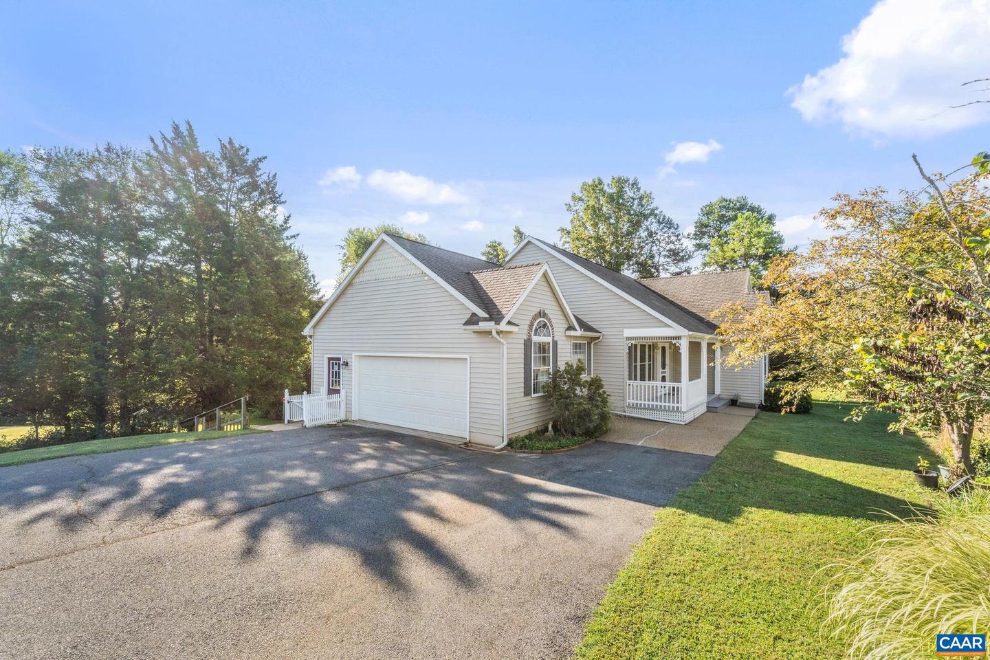 1253 REAS FORD RD, EARLYSVILLE, Virginia 22936, 3 Bedrooms Bedrooms, ,3 BathroomsBathrooms,Residential,For sale,1253 REAS FORD RD,668472 MLS # 668472